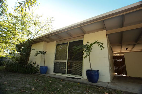 Cairns Holiday House